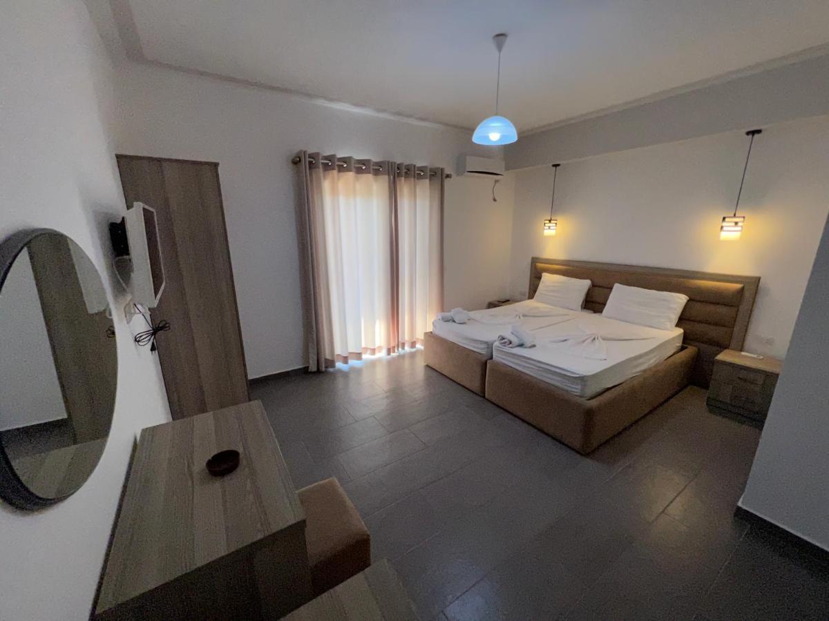 Hotel Irini Sarandë Exteriér fotografie