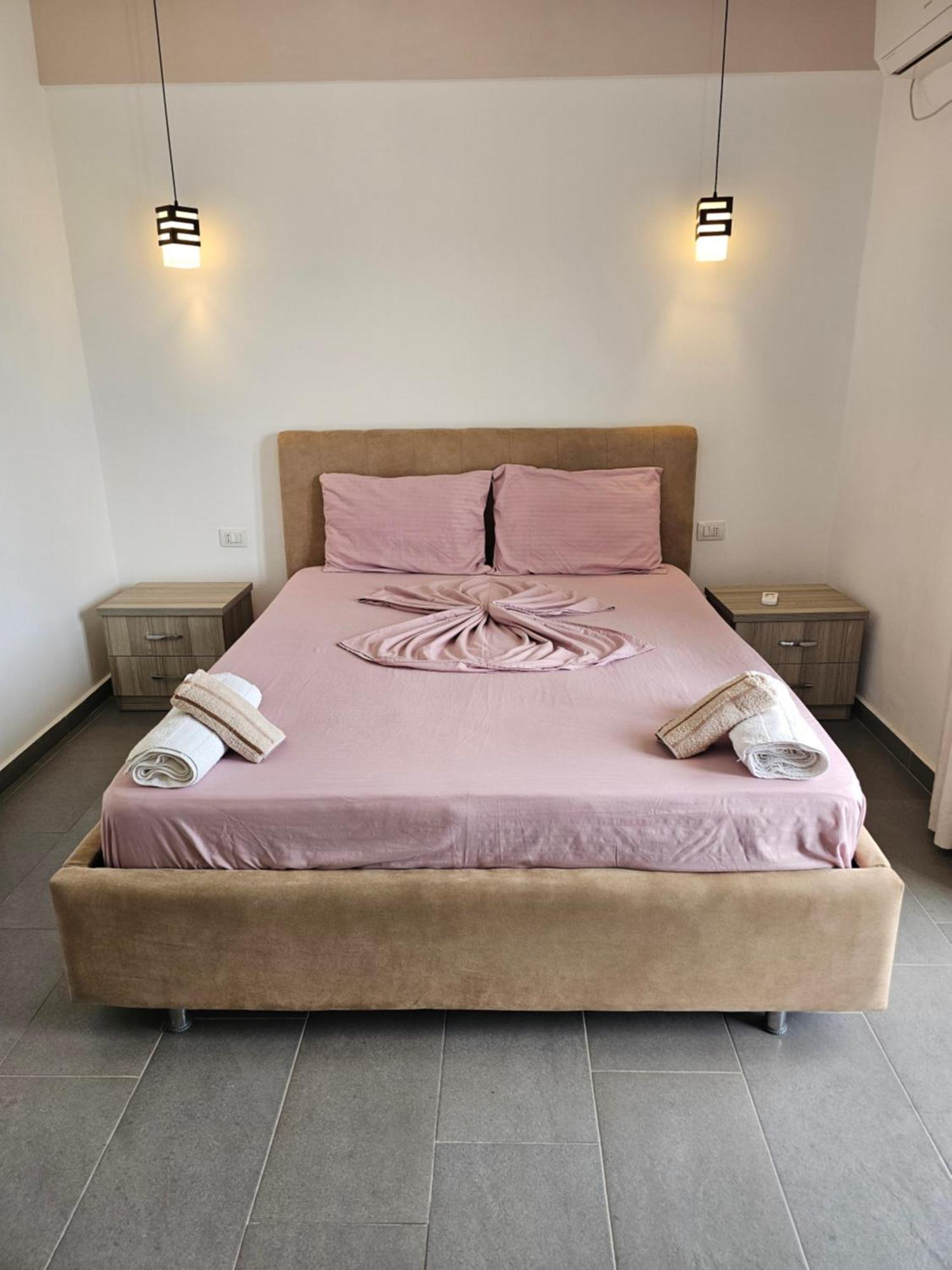 Hotel Irini Sarandë Exteriér fotografie