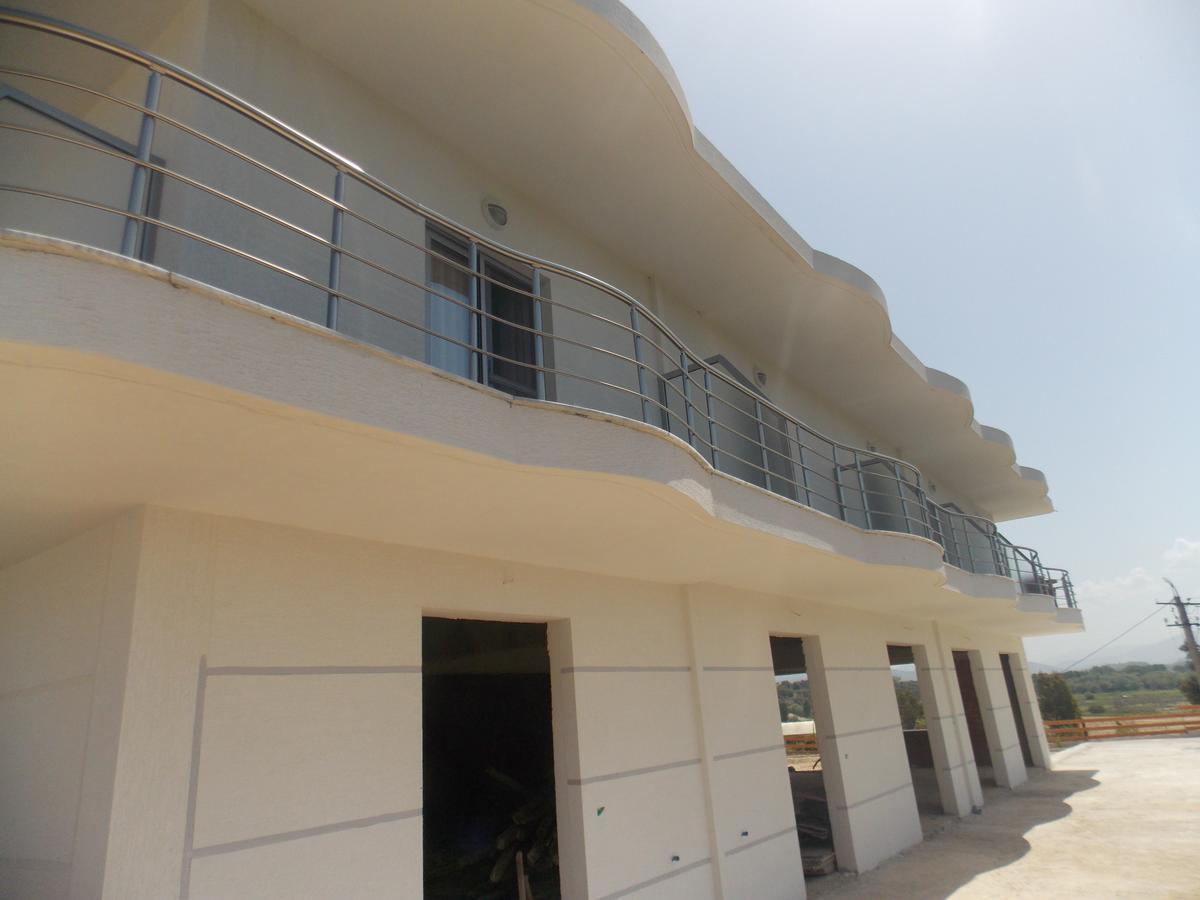 Hotel Irini Sarandë Exteriér fotografie